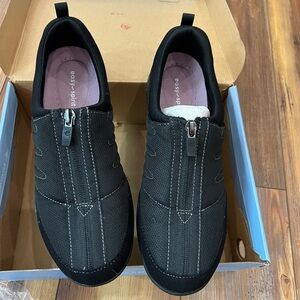 Women’s Easy Spirit Black Casual Loafers Size 8